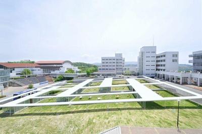 華中科技大學同濟醫學院和中南大學湘雅醫學院,誰更強一些?