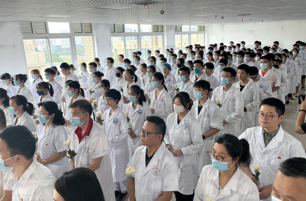 傳遞人間大愛 傾聽生命樂章！感恩遺體角膜捐獻者——中南大學(xué)湘雅醫(yī)學(xué)院